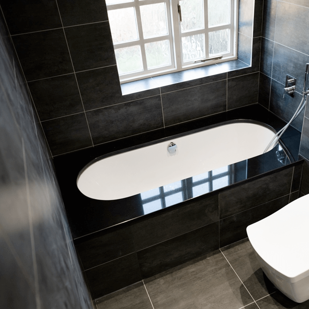 Overhill-way-bathroom